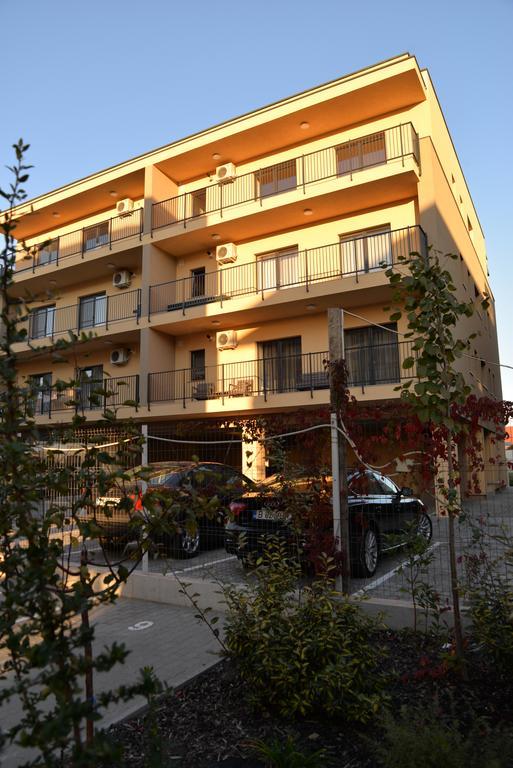 Apartment Cristian 2 Timisoara Bagian luar foto